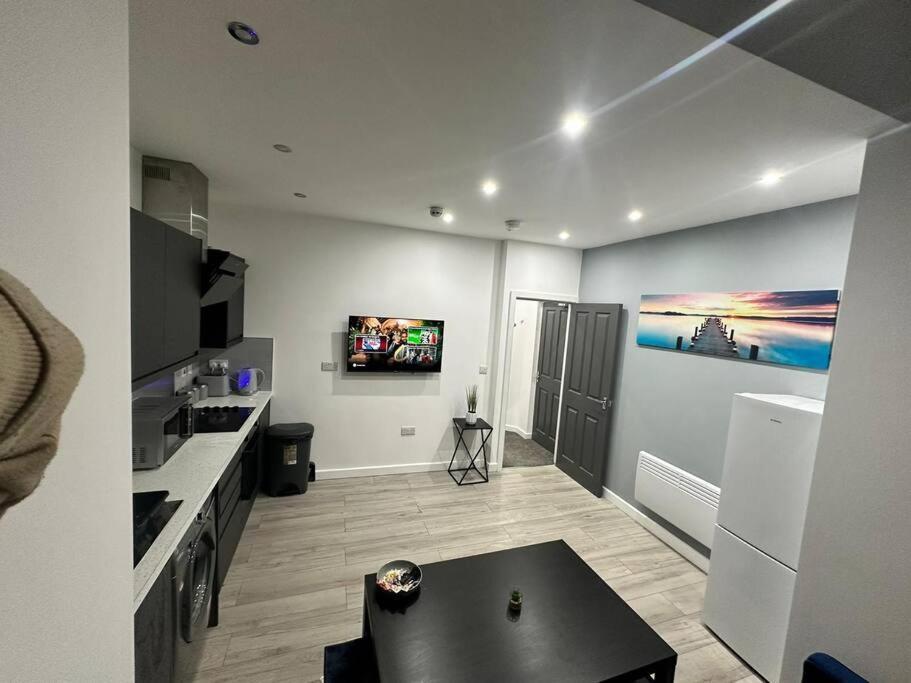 Luxurious 2 Bedroom Flat Beeston Hill Exteriör bild